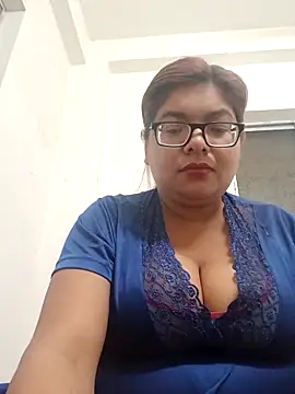 Elie Hallway online show from 03/06/26, 06:48