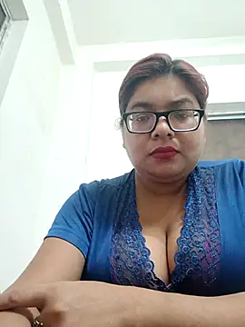 Elie Hallway online show from 03/11/26, 12:49