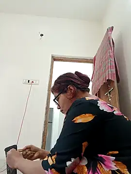 Elie Hallway online show from 03/17/26, 05:22