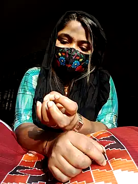 Nusrat Faria online show from 02/03/26, 10:20