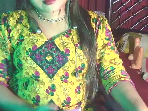 Snapshot of Nusrat_Faria chatting on 05/02/26, 09:31 Nusrat Faria online show from 05/02/26, 09:31