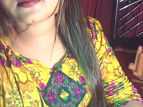 Snapshot of Nusrat_Faria chatting on 05/10/26, 06:13 Nusrat Faria online show from 05/10/26, 06:13