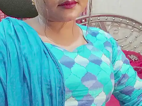 Snapshot of Nusrat_Faria chatting on 06/19/26, 08:23 Nusrat Faria online show from 06/19/26, 08:23