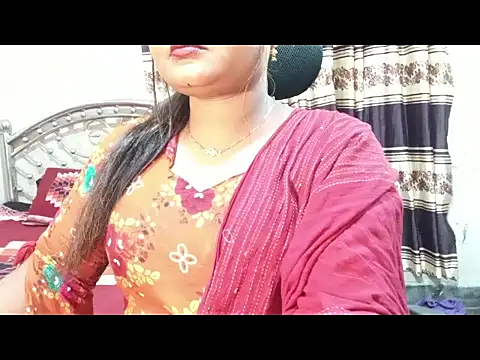 Snapshot of Nusrat_Faria chatting on 06/24/26, 09:58 Nusrat Faria online show from 06/24/26, 09:58