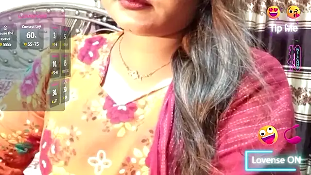 Snapshot of Nusrat_Faria chatting on 07/15/26, 10:04 Nusrat Faria online show from 07/15/26, 10:04