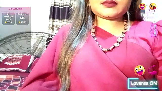 Snapshot of Nusrat_Faria chatting on 07/28/26, 10:09 Nusrat Faria online show from 07/28/26, 10:09