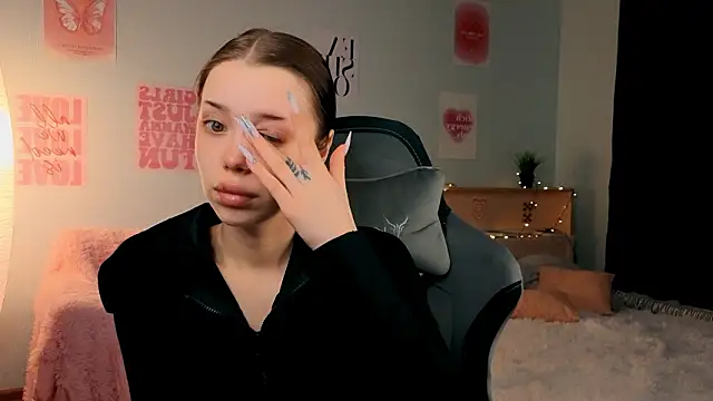 Vexnexe online show from 03/05/26, 07:43