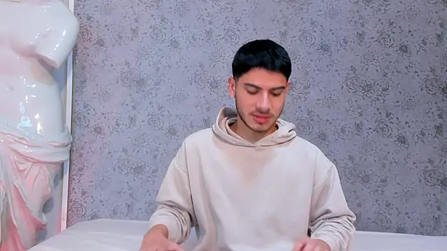 Apolo Gray online show from 02/05/26, 04:50