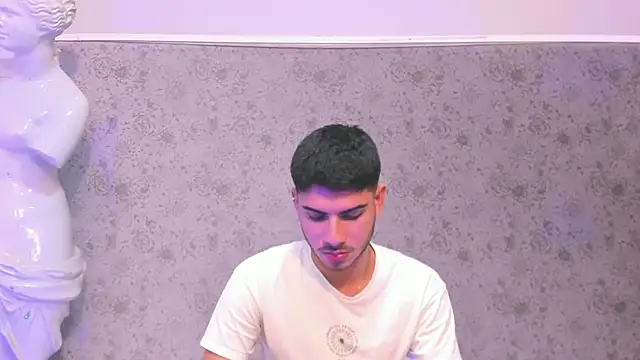 Apolo Gray online show from 02/09/26, 02:48