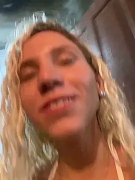 LoiraQuente69 online show from 02/06/26, 10:13