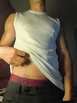 logan-31 online show from 02/04/26, 05:46