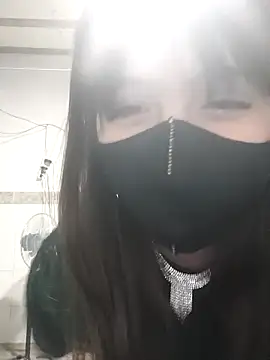 Snapshot of dieciochoyundia chatting on 02/14/26, 01:46 dieciochoyundia online show from 02/14/26, 01:46