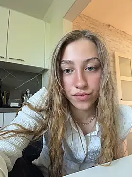 romyxxs online show from 04/29/26, 03:27
