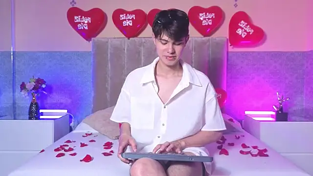 Derek Sinn online show from 02/14/26, 09:11