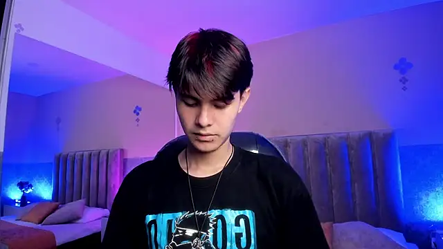 Derek Sinn online show from 04/21/26, 02:51