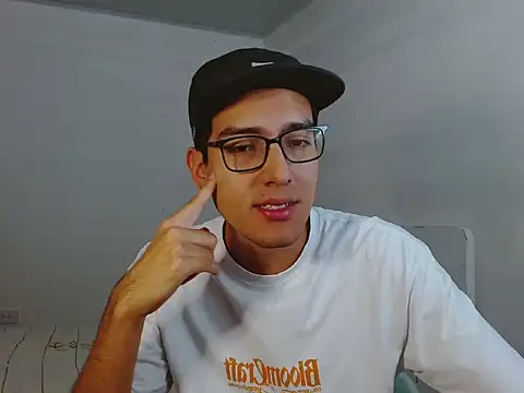 NickFin online show from 05/22/26, 05:40