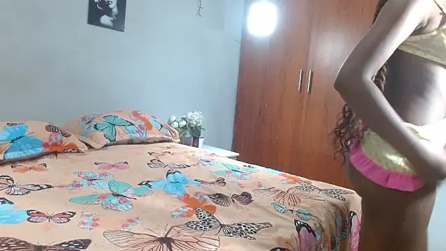 arianna rossi11 online show from 02/04/26, 12:00