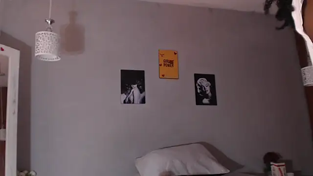 arianna rossi11 online show from 04/06/26, 12:39