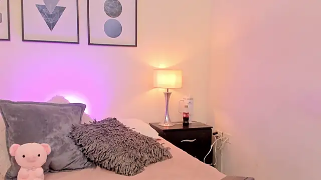 Snapshot of Arivega chatting on 02/18/26, 06:09 Arivega online show from 02/18/26, 06:09