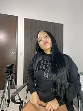 Malory Saenzz online show from 02/03/26, 07:08