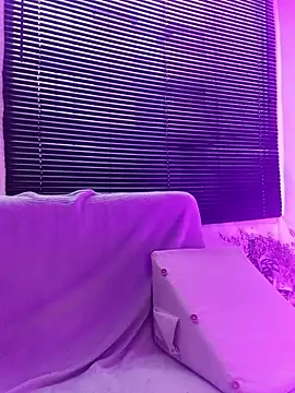 Eva Err online show from 04/15/26, 10:32