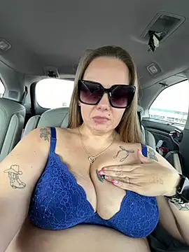 lickablelynn87 online show from 02/04/26, 04:46