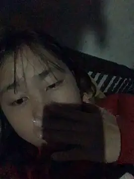 honeyyy110 online show from 02/04/26, 01:33