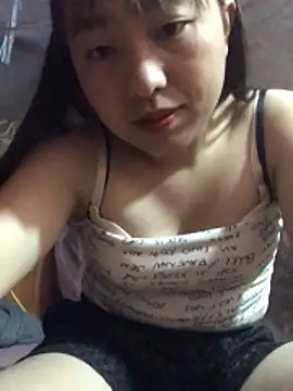 honeyyy110 online show from 02/23/26, 01:58