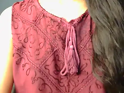 Snapshot of Simran_kaurr chatting on 06/11/26, 05:16 Simran kaurr online show from 06/11/26, 05:16