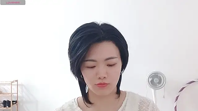 Snapshot of Nikishine chatting on 05/04/26, 06:20 Nikishine online show from 05/04/26, 06:20