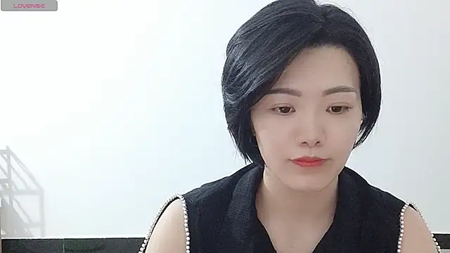 Snapshot of Nikishine chatting on 06/02/26, 12:29 Nikishine online show from 06/02/26, 12:29