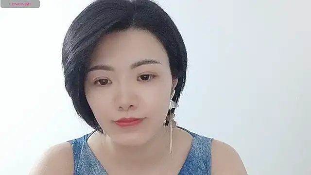 Snapshot of Nikishine chatting on 06/04/26, 06:08 Nikishine online show from 06/04/26, 06:08