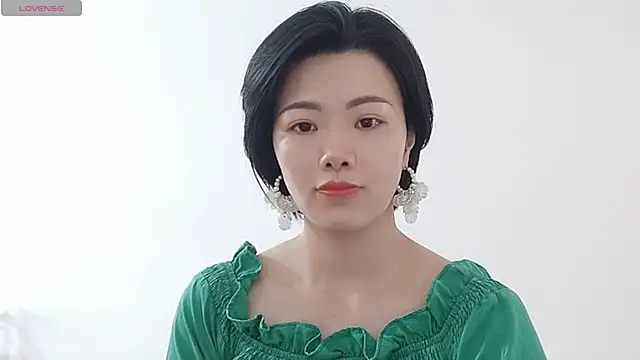 Snapshot of Nikishine chatting on 06/05/26, 03:35 Nikishine online show from 06/05/26, 03:35