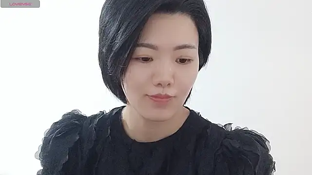 Snapshot of Nikishine chatting on 06/14/26, 03:52 Nikishine online show from 06/14/26, 03:52