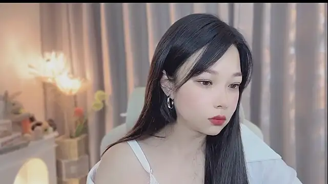 Yumi yuni online show from 04/20/26, 12:46
