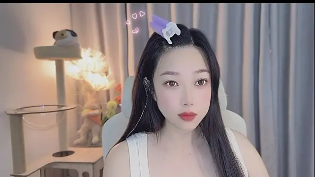 Snapshot of Yumi_yuni chatting on 05/04/26, 01:45 Yumi yuni online show from 05/04/26, 01:45