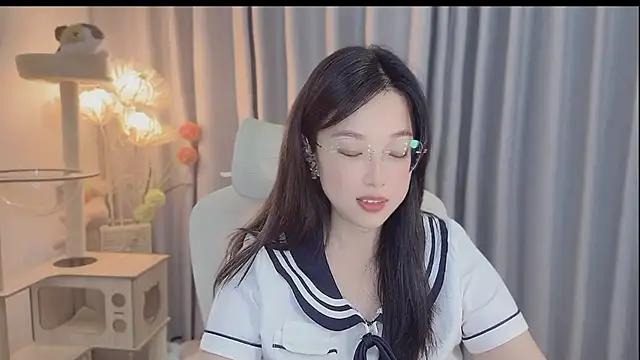Snapshot of Yumi_yuni chatting on 05/09/26, 02:33 Yumi yuni online show from 05/09/26, 02:33