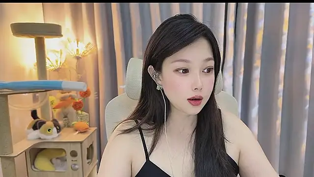 Snapshot of Yumi_yuni chatting on 06/01/26, 01:24 Yumi yuni online show from 06/01/26, 01:24