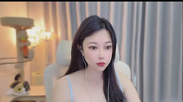 Snapshot of Yumi_yuni chatting on 06/09/26, 01:50 Yumi yuni online show from 06/09/26, 01:50