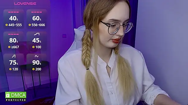 AdeLuna online show from 02/18/26, 09:22