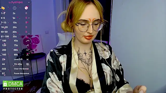 Snapshot of AdeLuna chatting on 06/03/26, 09:09 AdeLuna online show from 06/03/26, 09:09