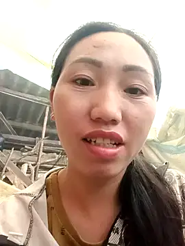 hot-luna- online show from 02/19/26, 12:50