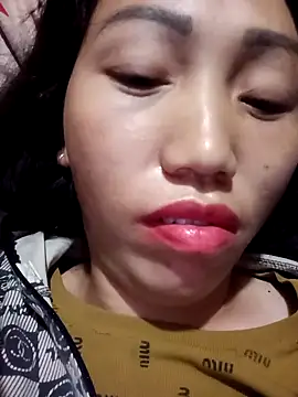 hot-luna- online show from 02/20/26, 08:09