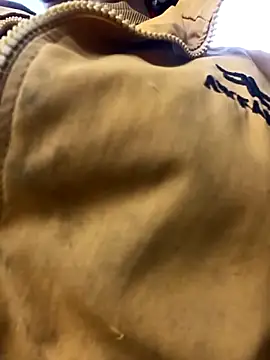 hot-luna- online show from 04/30/26, 03:46