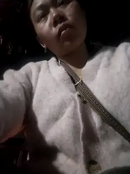 Bella-222 online show from 02/05/26, 10:42