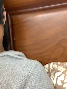 Snapshot of HEENA-STRIP chatting on 02/27/26, 09:53 HEENA-STRIP online show from 02/27/26, 09:53