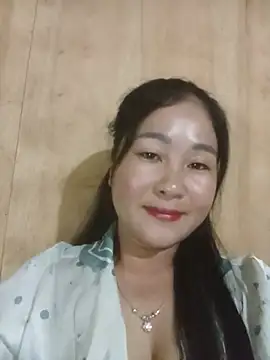Snapshot of Dunk-namic chatting on 07/31/26, 01:05 Dunk-namic online show from 07/31/26, 01:05