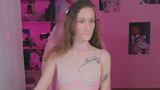 AriaLiko online show from 04/12/26, 08:36