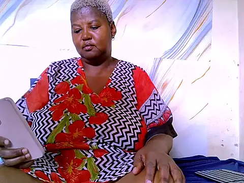 treasure hunny online show from 02/13/26, 12:12