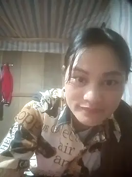 Momo-biki online show from 04/18/26, 02:15